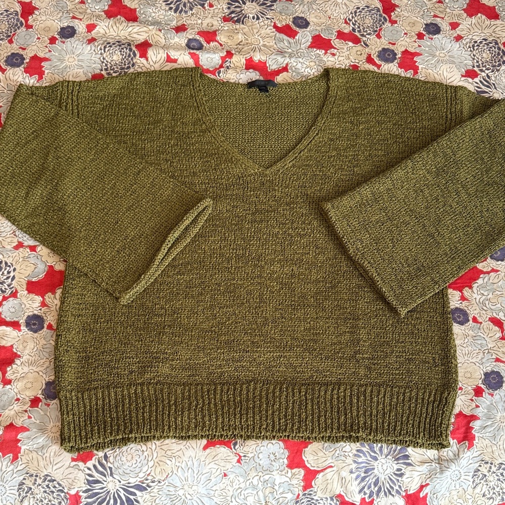 J. Crew Olive V-Neck Sweater/XXL